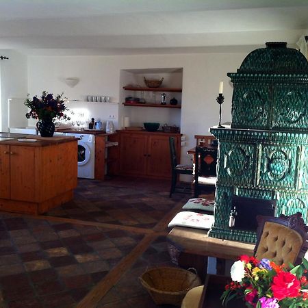 Cottage Am Waldrand Gelegen Feldkirchen in Kärnten エクステリア 写真